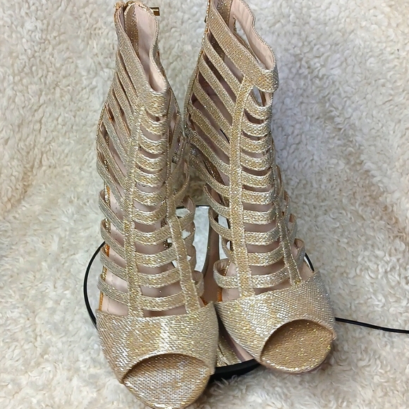 NIB Anne Michelle Rapture Heel - Picture 12 of 17